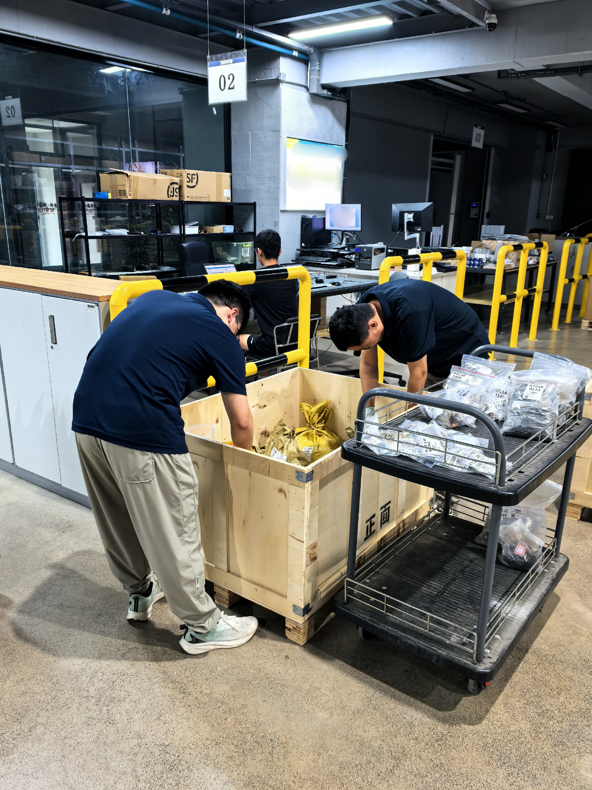 Toomotoo Forklift Parts Supply Company Expands Inventory with Large Batch of Hardware Parts for Major Forklift Brands